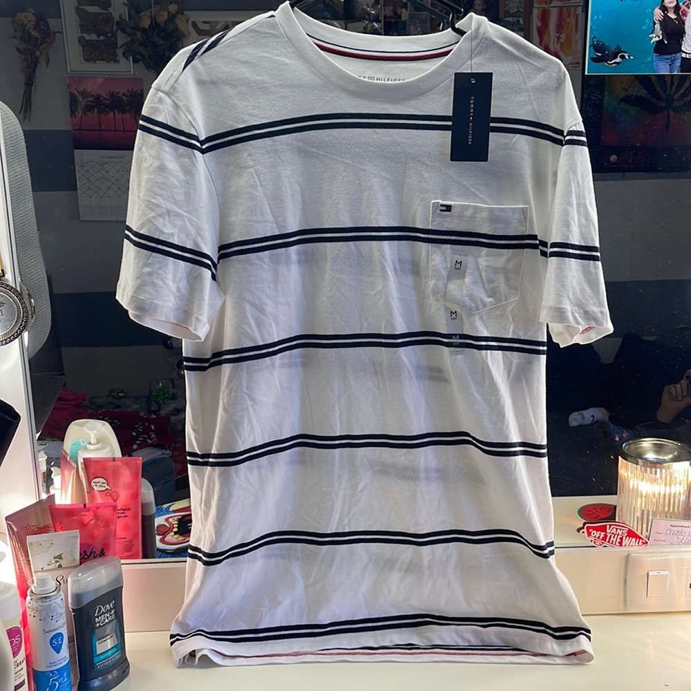 Tommy Hilfiger white tee